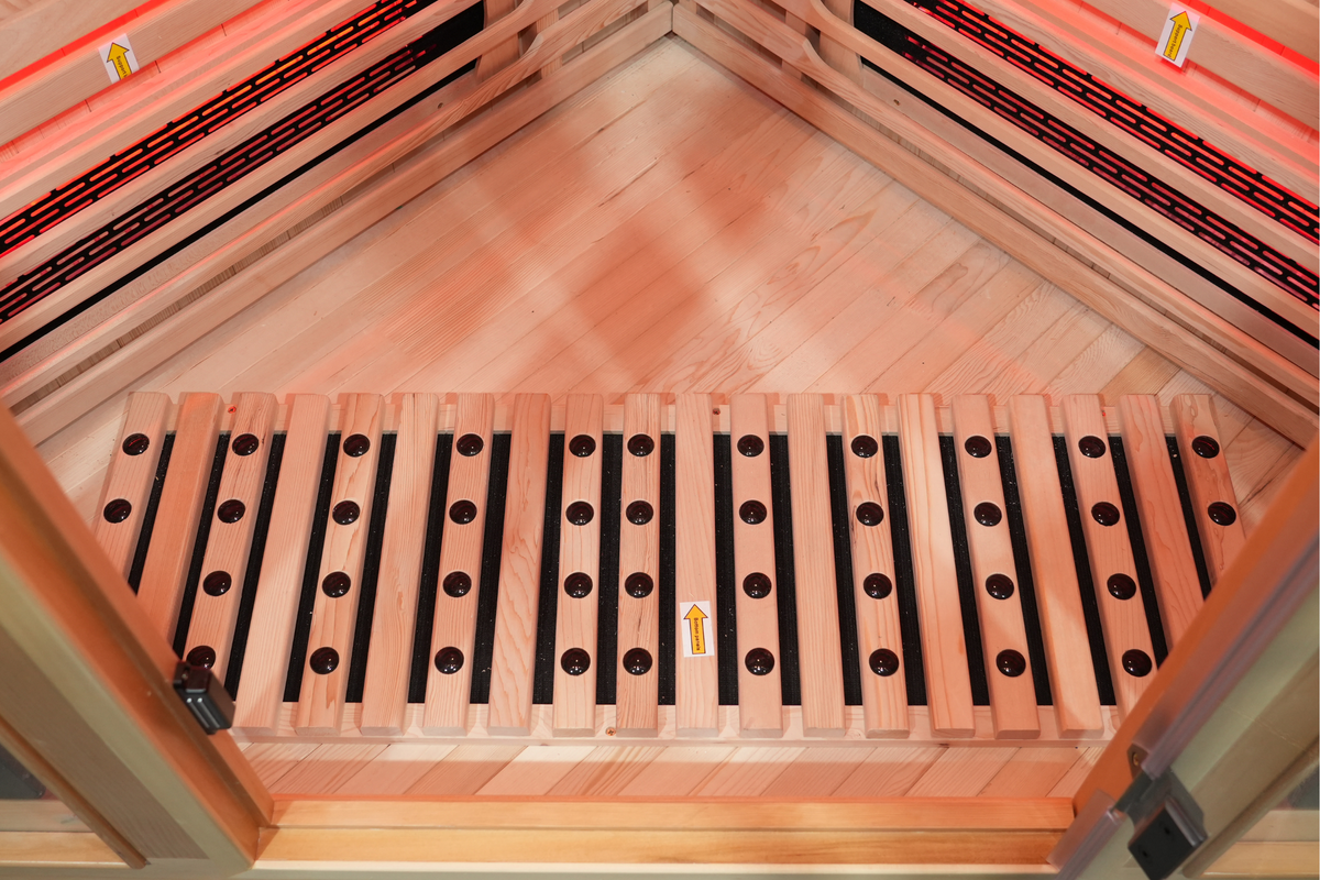 Blisspod Vienna RED 4–5 Person Full-Spectrum Infrared Sauna