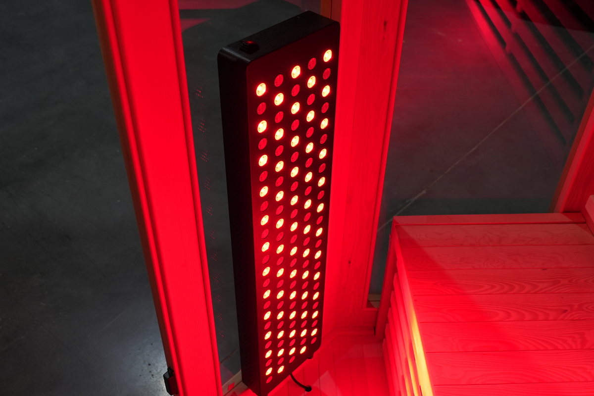 Blisspod Vienna RED 4–5 Person Full-Spectrum Infrared Sauna